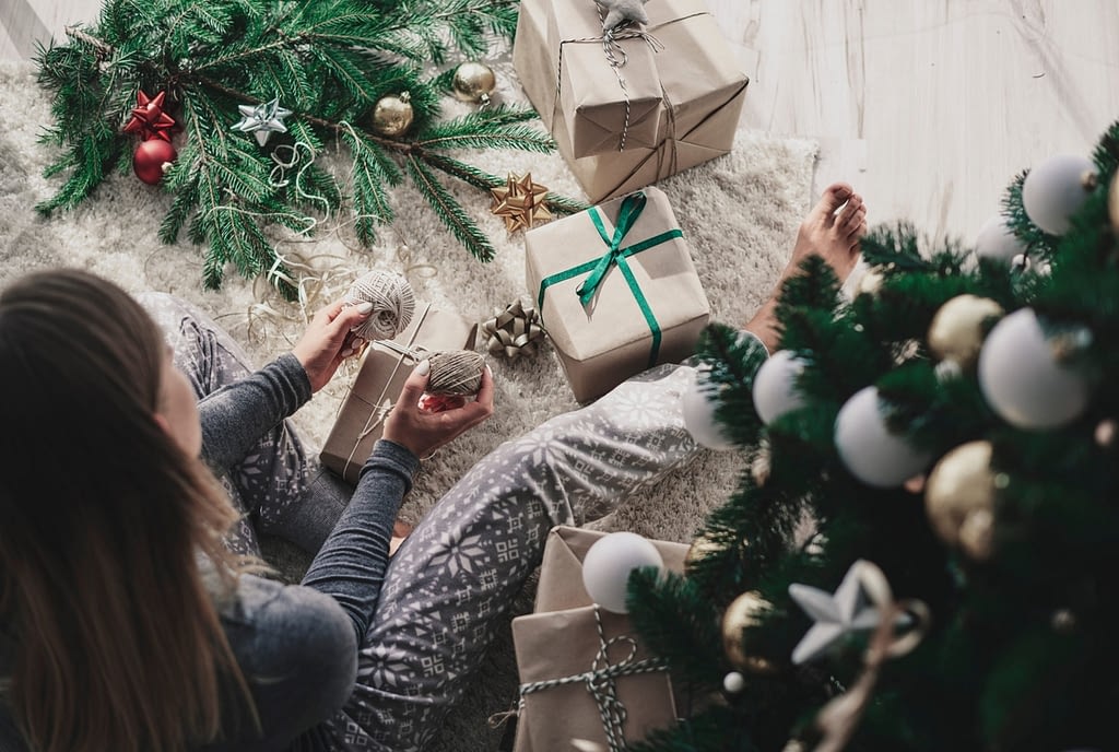 Weihnachten, das Fest der Liebe und der Geschenke. Was schenke ich? Statt in letzter Minute irgendwas zu kaufen, sollte man sich schon im Laufe des Jahres Gedanken machen oder einfach nur zuhören. Oft werden Wünsche geäußert, die sich gut zu Weihnachten erfüllen lassen.